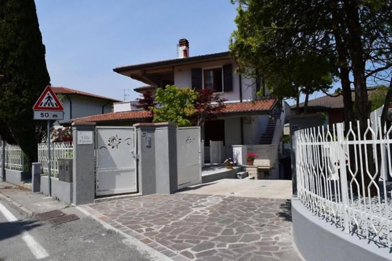 Villa Fiorita Apartments - Happy Rentals Sirmione Exterior photo